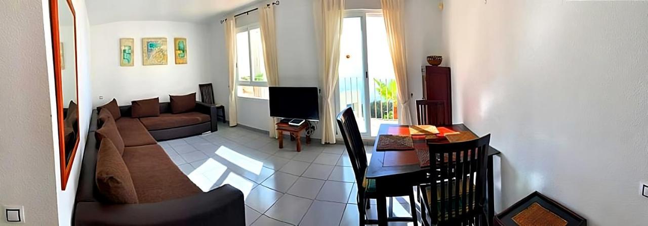 Spectacular Sea Views 2 Bedrooms In Villa Marina Бенідорм Екстер'єр фото